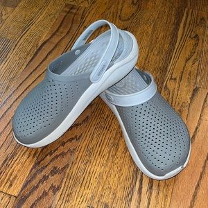 CROCS Gray LiteRide Style